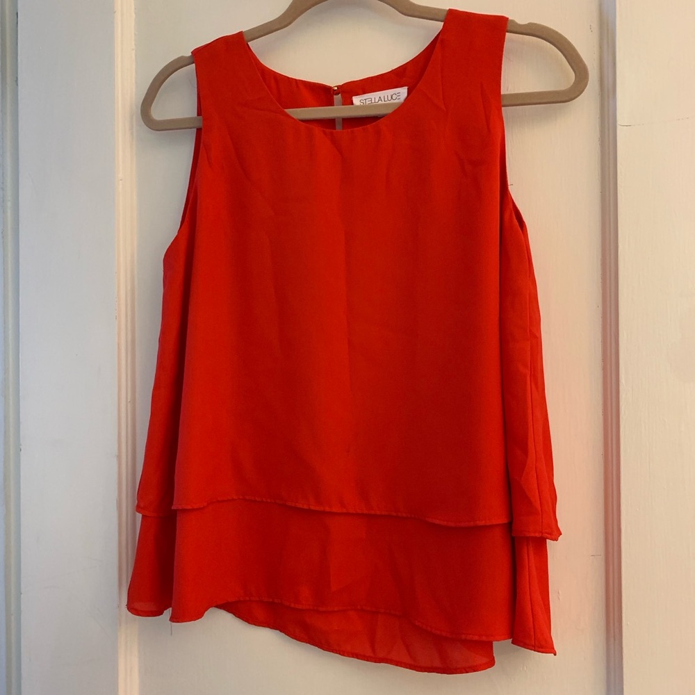 RED FLOWY TANK